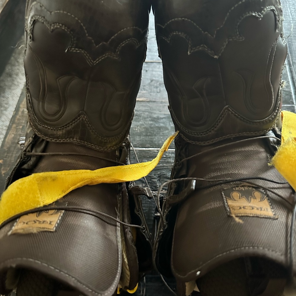 Women’s Burton Snowboard boots